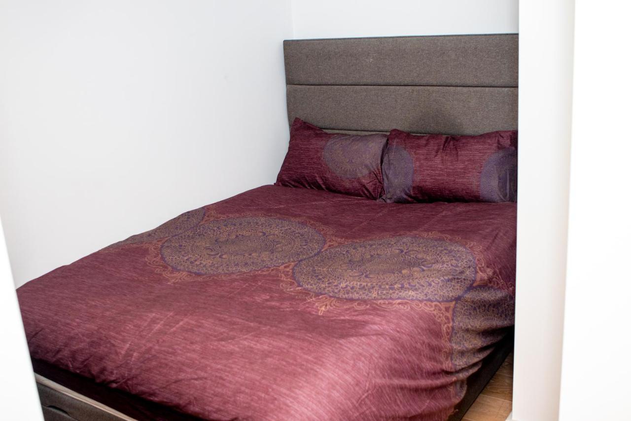 Stunning 1-Bedroom Flat In London! Екстер'єр фото